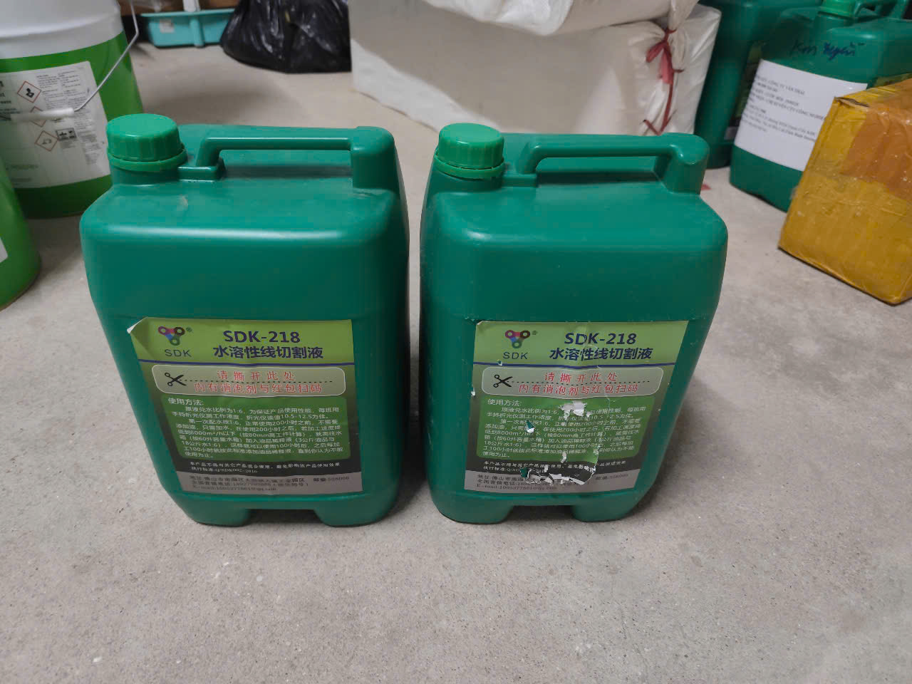 Dầu Cắt Dây SDK 218 Bình Dương 3