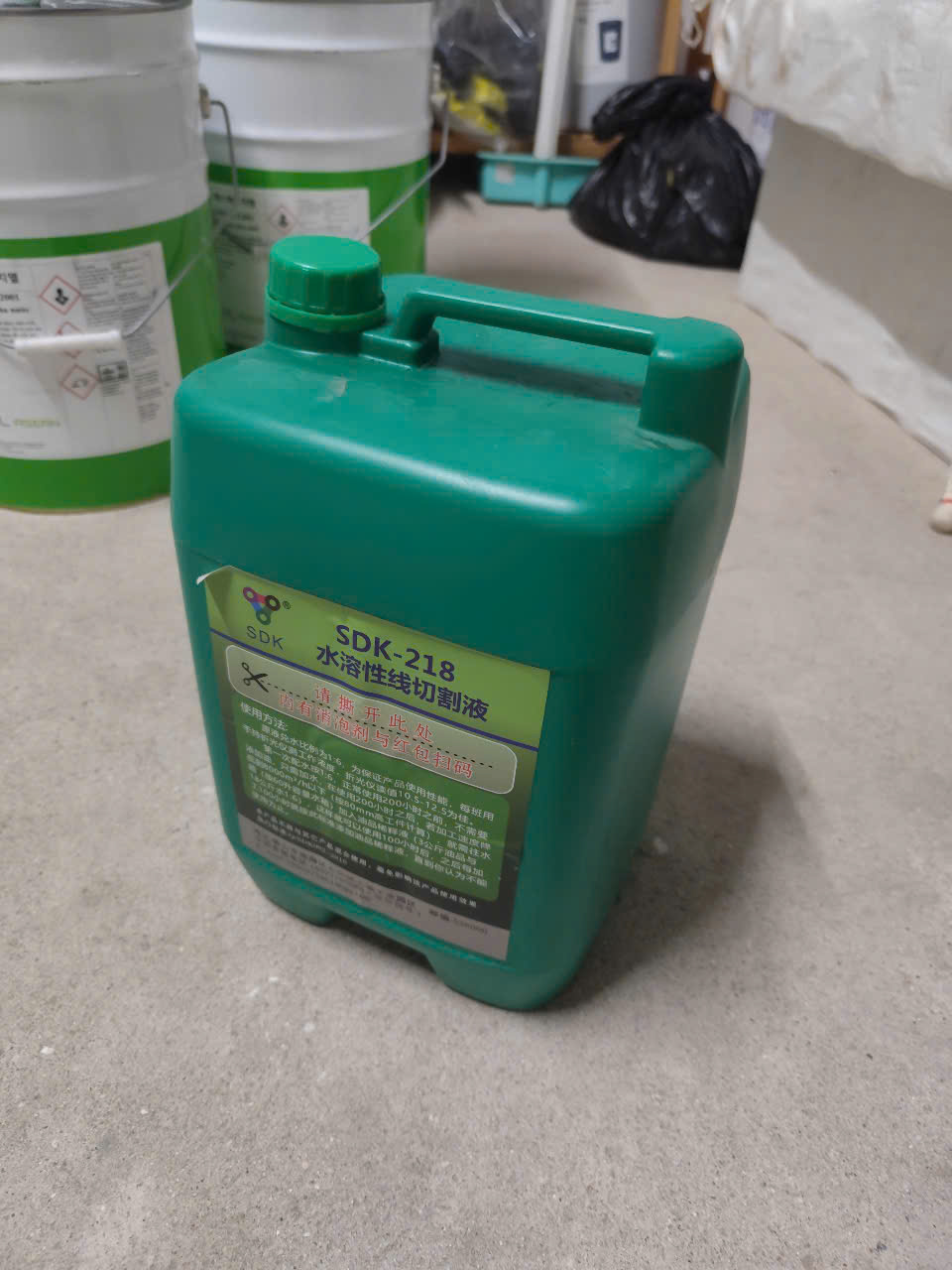 Dầu Cắt Dây SDK 218 Bình Dương 4